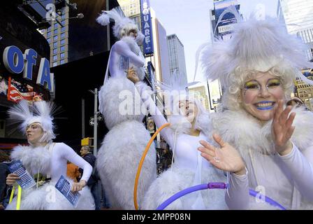 Cirque du Soleil hosts a sneak peek of the smash-hit winter show Wintuk in NYC's Times Square, featuring a special performance by rhythmic gymnast and contortionist Elena Lev. New York, NY. 10/13/09. Stock Photo