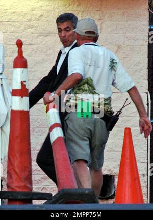 George Clooney films on set for his new movie 'Up in the Air' in Las Vegas, NV. 5/14/09. Stock Photo