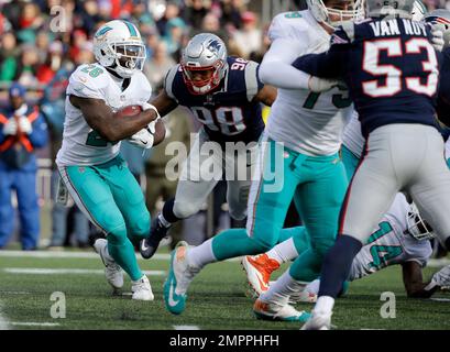 Miami Dolphins linebacker Trey Flowers (93) lines up for the play during an  NFL football game against the Cincinnati Bengals, Thursday, Sept. 29, 2022,  in Cincinnati. (AP Photo/Emilee Chinn Stock Photo - Alamy