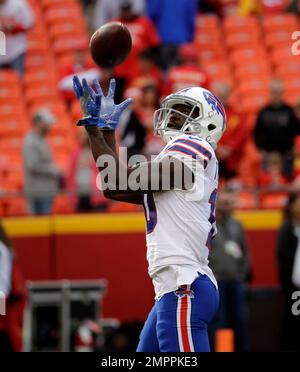 Jacksonville, FL, USA. 7th Jan, 2018. Jacksonville Jaguars cornerback Jalen  Ramsey (20) celebrates intercepting a ball intended for Buffalo Bills wide  receiver Deonte Thompson (10) during the AFC Wild Card football game