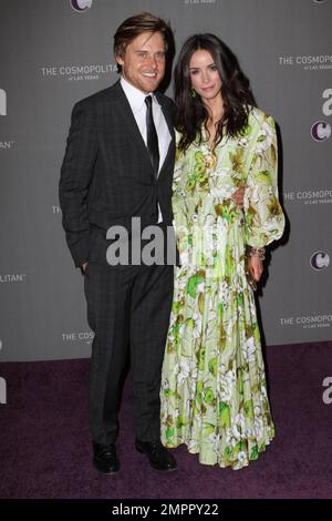 Andrew Pruett and Abigail Spencer ring in the New Year at the opening of the Cosmopolitan Hotel with performances by Coldplay, Jay-Z and John Mayer. Las Vegas, NV. 12/31/10.     . Stock Photo