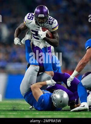 Minnesota Vikings running back Latavius Murray (25) runs the ball during  the first half of an NFL football game against the Detroit Lions in  Detroit, Michigan USA, on Thursday, November 23, 2017. (