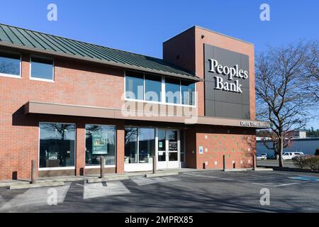 Anacortes, WA, USA - January 29, 2023; Peoples Bank branch with sign in Anacortes WA Stock Photo
