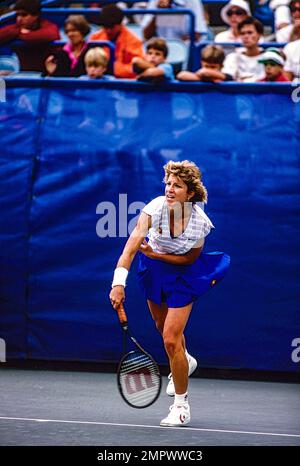 Chris Evert (USA)  competing in  the 1985 US Open Tennis. Stock Photo