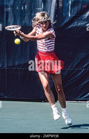 Chris Evert (USA) competing in the 1985 US Open Tennis Stock Photo - Alamy