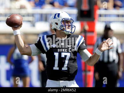 Duke quarterback Daniel Jones (17) passes against Virginia Tech