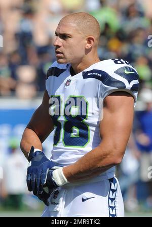 Best Photos From Seahawks-Rams Pregame Warmups