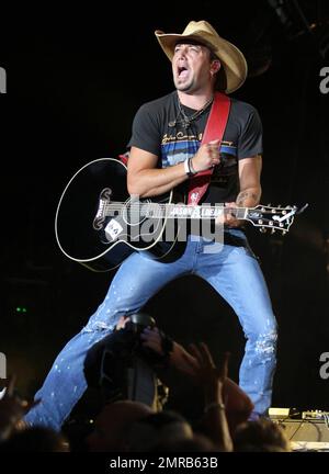 Country star Jason Aldean performs in concert at the Time Warner Music Pavilion in Raleigh, NC. 10th September 2011. Stock Photo