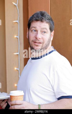 Exclusive!! Jeffrey Ross and dance partner Edyta Sliwinska grab some food before heading to rehearsal for 'Dancing with the Stars' in West Hollywood, CA. 9/10/08. Stock Photo