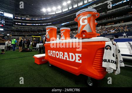 Gatorade bottles on the sideline during an NCAA football game on Saturday,  Oct. 5, 2019 in Toledo, Ohio. (AP Photo/Rick Osentoski Stock Photo - Alamy