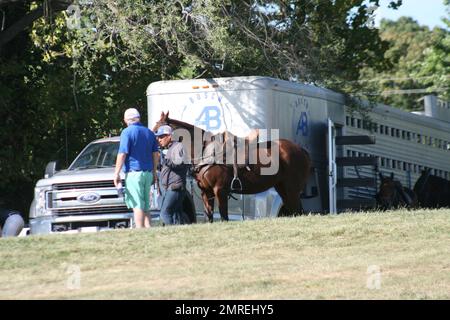 Divot stomp at the Glennon Gallop 2022 Stock Photo - Alamy