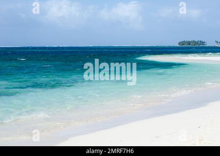Guna Yala Archipelago, a paradise at risk of sinking due to rising sea levels Stock Photo