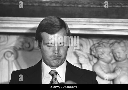 Miami Dolphins veteran quarterback Bob Griese, who led a 14-year-long  star-studded career with the Dolphins, announced his retirement, June 25,  1981, in Miami, Fla., at a press conference. (AP Photo/Pete Wright Stock