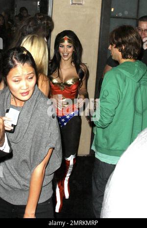 costume de superwoman kim kardashian