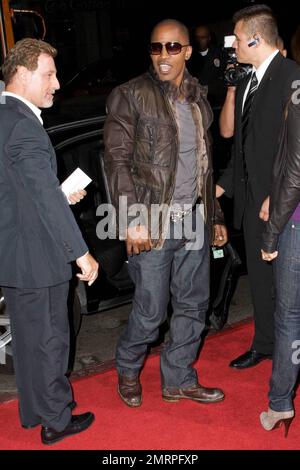 Jamie Foxx at the premiere of Law Abiding Citizen at the Grauman's