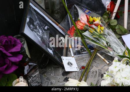 Fans turned out to honor Lemmy Kilmister of Motorhead during his memorial service at the Rainbow Bar and Grill on the Sunset Strip. Los Angeles, CA. 9th January 2016. Stock Photo