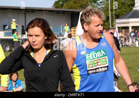 Gordan Ramsay and wife Tana Ramsay take part in the Flora London Marathon in London, UK. 4/26/09. Stock Photo