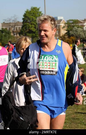 Gordan Ramsay and wife Tana Ramsay take part in the Flora London Marathon in London, UK. 4/26/09. Stock Photo