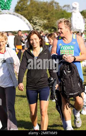 Gordan Ramsay and wife Tana Ramsay take part in the Flora London Marathon in London, UK. 4/26/09. Stock Photo