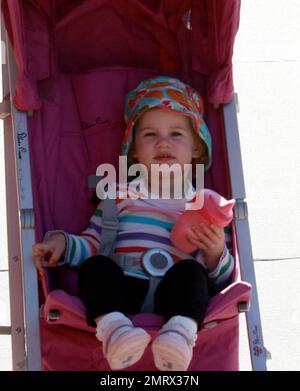 Exclusive!! 'Desperate Housewives' star Marcia Cross and one of her twin girls take a stroll in Los Angeles, CA. 8/7/08. Stock Photo