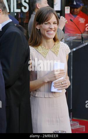 Hillary Swank at the unveiling of Mariska Hargitay Star on the