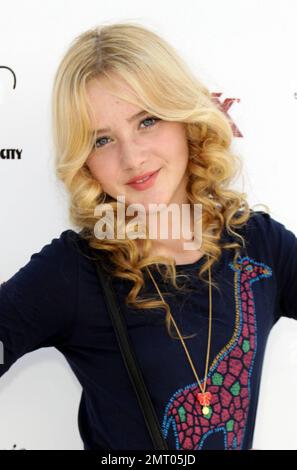 Actress Kathryn Newton attends Melanie SegalÕs Celebrity Retreat Presented by T.J.Maxx in celebration of the Teen Choice Awards. Los Angeles, CA. 08/04/10.     . Stock Photo