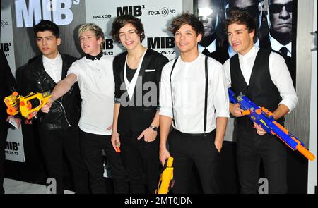 One Direction at the premiere of 'Men in Black 3' at the Ziegfeld Theatre. New York, NY. 23rd May 2012. Stock Photo