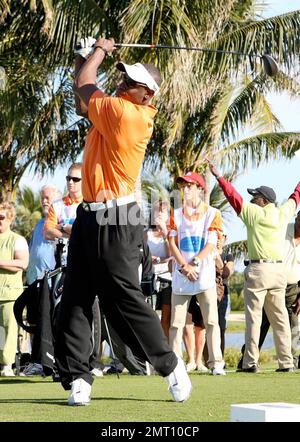 Kenny lofton hi-res stock photography and images - Alamy