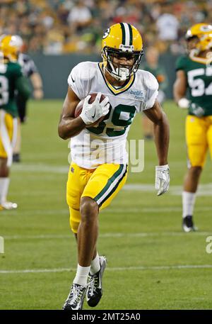 Green Bay Packers' Michael Clark runs a drill during NFL football training  camp Thursday, July 27, 2017, in Green Bay, Wis. (AP Photo/Morry Gash Stock  Photo - Alamy