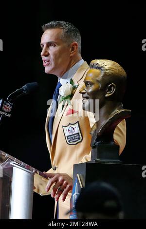 Steve Mariucci appears during a media availability on set at the NFL  Network studios, Wednesday, Sept. 9, 2015, in Culver City, California. (AP  Photo/Danny Moloshok Stock Photo - Alamy