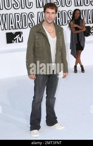 Dane Cook arrives at the 2010 MTV Video Music Awards held at the Nokia Theatre. Los Angeles, CA. 09/12/10. Stock Photo