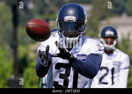 Seattle Seahawks strong safety Kam Chancellor (31) collides with