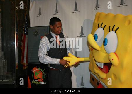 Spongebob squarepants hi-res stock photography and images - Alamy