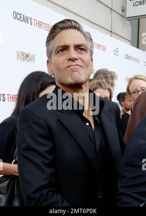 Oceans Thirteen Chicago Premiere. Celebrities attending included George