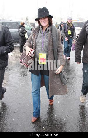 EXCLUSIVE!! Parker Pose is all smiles as she arrives at Eccles Center at the Sundance Film Festival. Park City, UT. 01/22/2010. Stock Photo