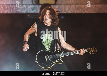 STADIO OLIMPICO, TURIN, ITALY: Stef Burns, guitarist of the Italian rocker Vasco Rossi, performing live on stage for the “LIVE KOM” tour Stock Photo