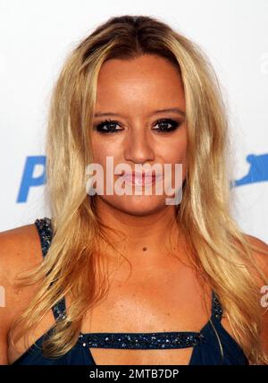 Lucy Davis walks the red carpet at PETA's 30th Anniversary Gala ...