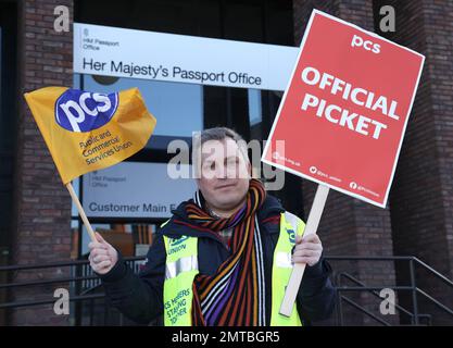 Peterborough, UK. 01st Feb, 2023. A picket from the PCS Union taking part in a picket outside the Peterborough Passport Office in Peterborough, Cambridgeshire. Credit: Paul Marriott/Alamy Live News Stock Photo