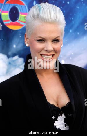 Singer/actress Alecia Moore aka Pink at the Los Angeles premiere of 'Happy Feet Two' held at the Grauman's Chinese Theatre. Los Angeles, CA. 13th November 2011. Stock Photo