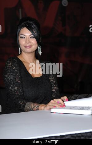Tera Patrick Signs Copies Of Her New Book Sinner Takes All At The Avn