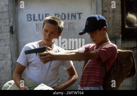 Stand By Me Year : 1986 USA Director : Rob Reiner River Phoenix, Wil Wheaton Stock Photo