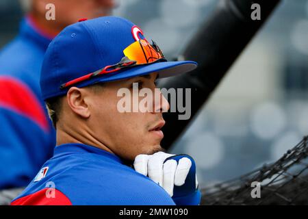 Chicago Cubs Addison Russell makes a catch on a pop up off the bat of St.  Louis Cardinals Magneuris Sierra while Javier Baez waits as a backup in the  sixth inning at