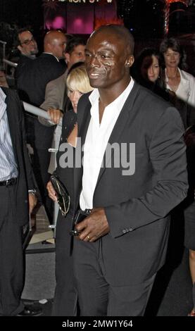 Seal arrives at the Victoria's Secret Fashion Show at the Fontainebleau Miami Beach. The 54-year-old resort celebrates its grand reopening this weekend with the taping of the Victoria's Secret fashion show which will be broadcast December 3, 2008 on CBS. Miami Beach, FL. 11/15/08. Stock Photo