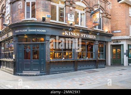 置物 Great British Pubs THE SQUARE AND COMPASSES, Great Leighs - 2025 Reviews & Info