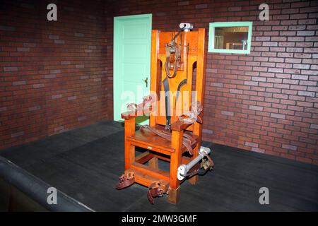 Prison Electric Chair in Huntsville, Texas Stock Photo - Alamy