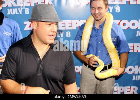 Kevin James attends the premiere of his new movie 'The Zookeeper' at the Regal South Beach Stadium 18 theaters in Miami Beach, FL. 6/23/11. Stock Photo
