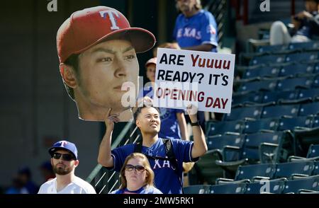 I Love Yu - Yu Darvish Texas Rangers Pitcher Tee Shirt