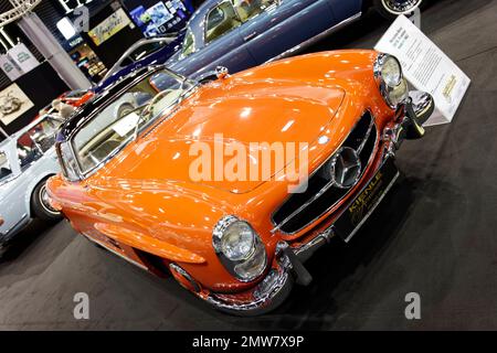 Paris, France. 31th Jan, 2023. Mercedes-Benz 300 SL Roadster (1962) - Preview evening of the Retromobile Show on January 31, 2023 in Paris, France. Stock Photo