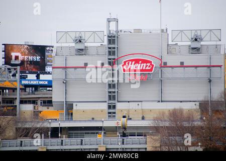 Pittsburgh Heinz Field stadium located in the Pittsburgh, Pennsylvania. It  is a home of the NFL's Pittsburgh Steelers and the NCAA's Pittsburgh Panthe  Stock Photo - Alamy