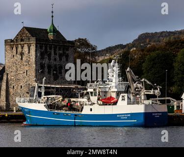 Fishing vessel Skagoysund (Skagøysund) at Bradbenken quay, in the port of Bergen, Norway. Stock Photo